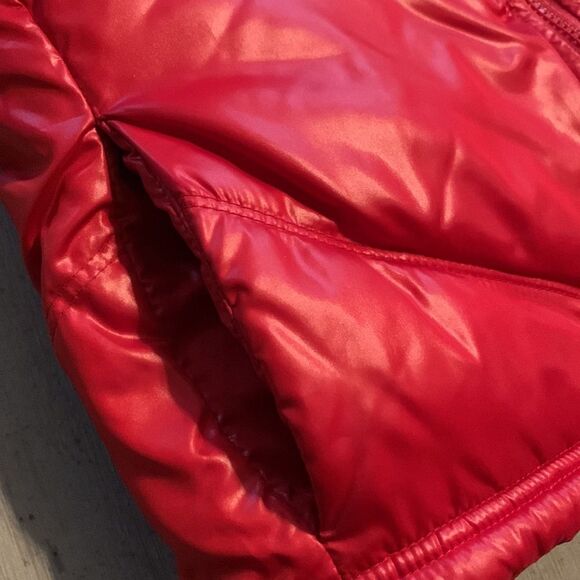 OLD NAVY puffer Vest- size XS- 2/4 - Picture 5 of 11